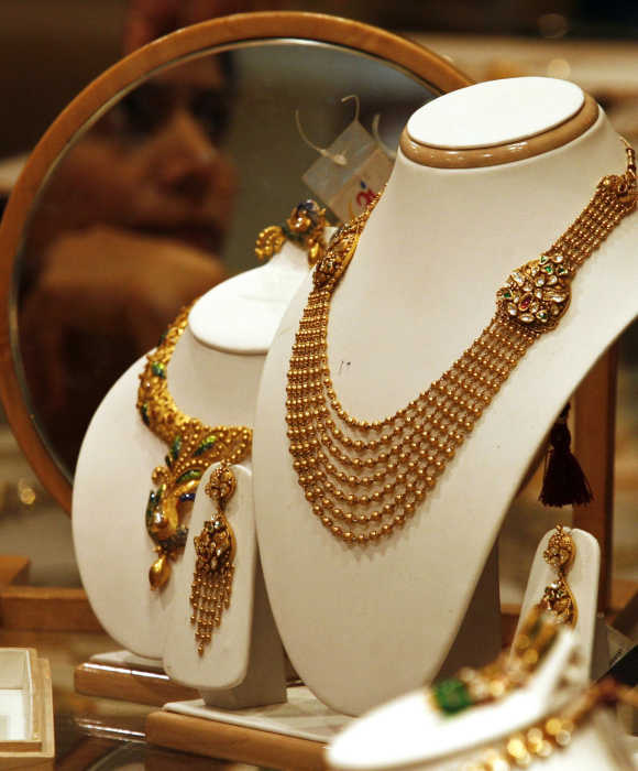 Gold is set to continue glittering - Rediff.com Business