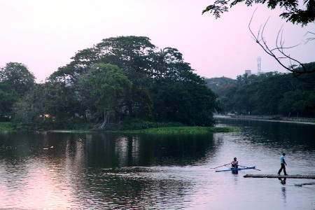Evening descends on Dhakuria Lake in south Kolkata.
