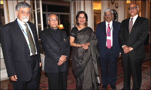 From left, Arvind Virmani, Pranab Mukherjee, India's Ambassador to Washington, Nirupama Rao, Economy Affairs Secretary, R Gopalan and Mukesh N Prasad, Executive Director, World Bank.