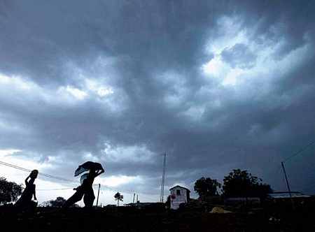 Despite improving monsoon, worry continues for most crops