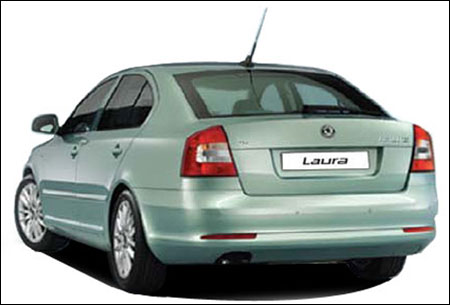 The Rs 12.51 lakh Hyundai Elantra is here!