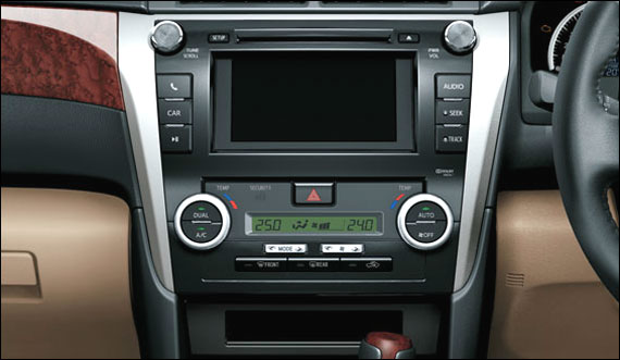toyota camry with incontrol infotainment
