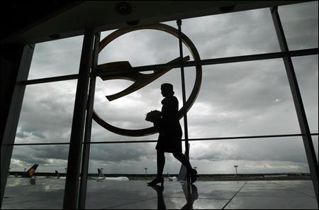 Airlines concerned about 49% FDI cap: Lufthansa