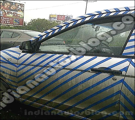 Chevrolet Enjoy MPV caught testing in Mumbai
