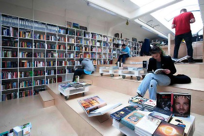 20 STUNNING bookstores of the world