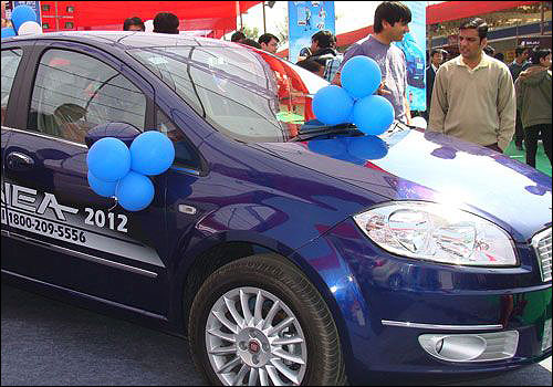 Jaipur Auto Expo showcases NEW cars