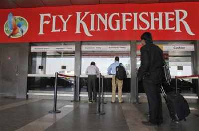 Kingfisher cancels 40 flights; hundreds stranded