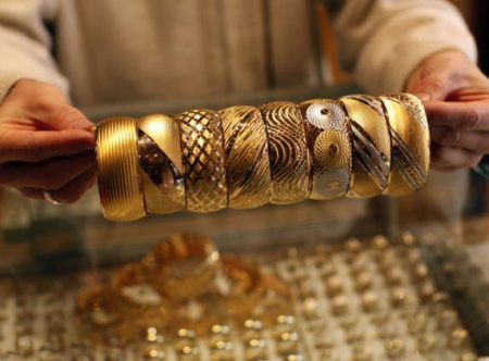 Gold prices have not eased in the domestic market.