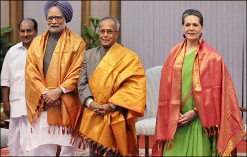Prime Minister Manmohan Singh with Sonia Gandhi and Pranab Mukherjee.
