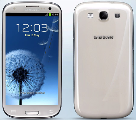 Is Samsung Galaxy S3 superior than its peers?