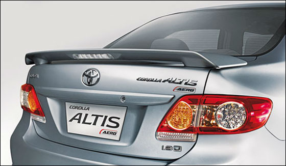 This stunning Toyota Corolla Altis Aero at just Rs 11.47 lakh