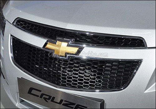 A new more powerful Chevrolet Cruze finally drives in