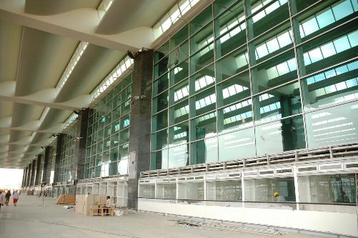 Bangalore airport turns the heat on L&T over runway