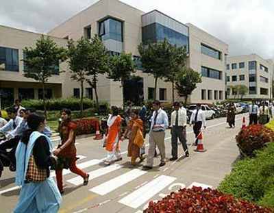 Infosys to hire 5,000 people for its new Hyderabad campus