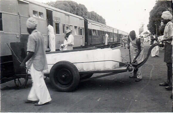 Rail Budget: Historical and iconic photos of Indian Railways