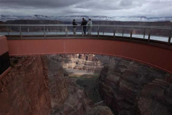 Amazing photos reveal beauty of Grand Canyon Skywalk