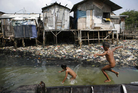 Widening gap betwen Indonesia's rich and poor