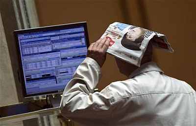FII gains evaporate as dollar turns too hot for rupee