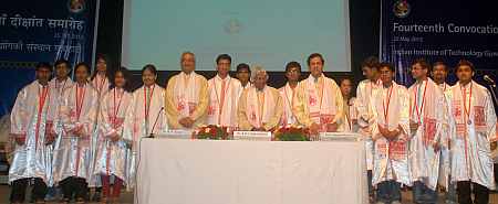 Kalam urges IITians to become job generators