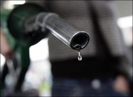 Most states now tax petrol consumption more than Centre