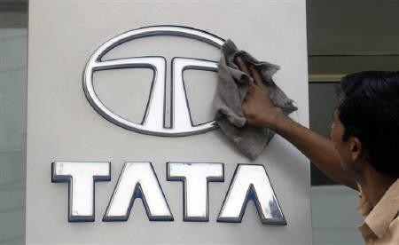TCS gives Rs 5-cr farewell gift to Tata
