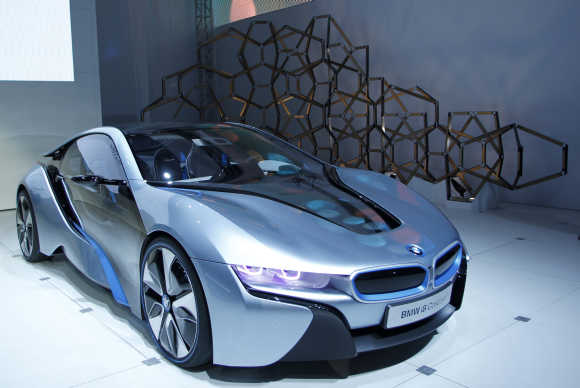 BMW i8 hybrid-electric concept vehicle.
