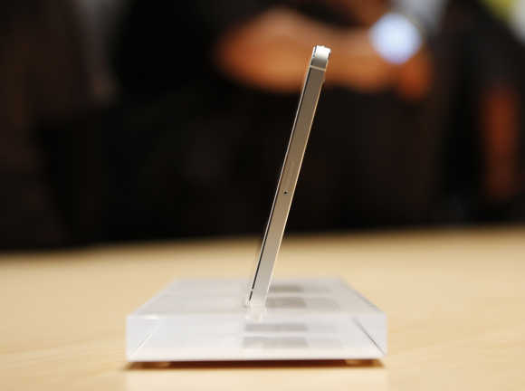 iPhone 5: Taller, thinner and better
