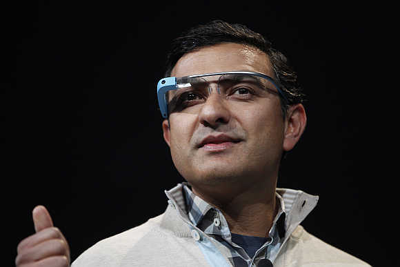 Vic Gundotra, Google's Senior Vice-President, wears a Glass at Moscone Center in San Francisco, California.