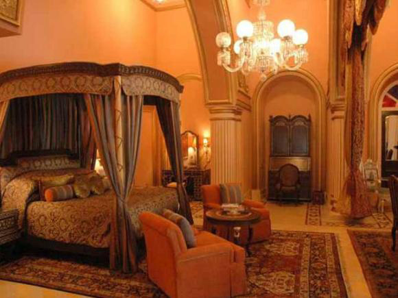 Shambu Prakash suite at the Taj Lake Palace, Udaipur.