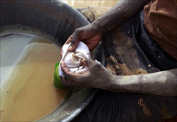The misery of gold miners in Sudan
