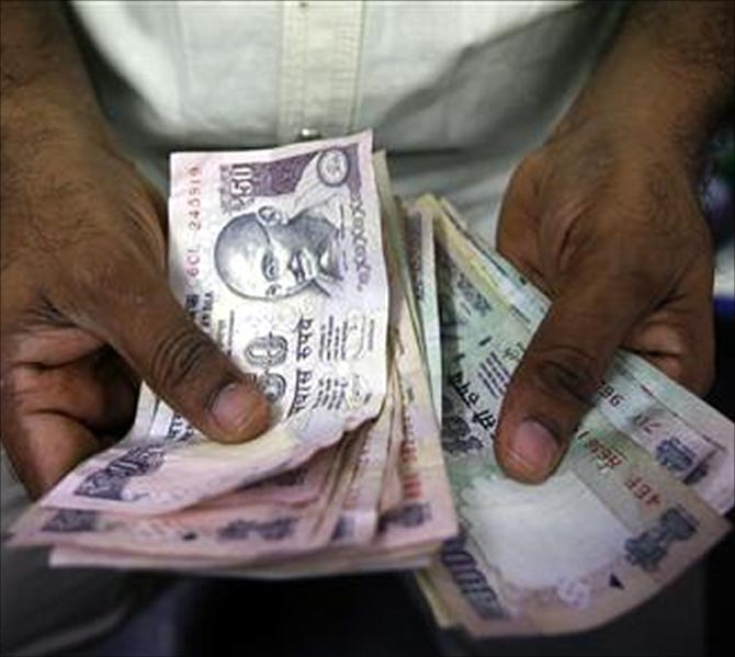 To limit fiscal deficit, govt may go austere this year too