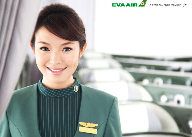 Top 10 airlines with the best cabin crew