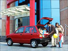 A Maruti 800 car