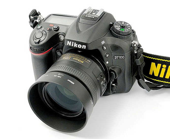 Nikon D7100.