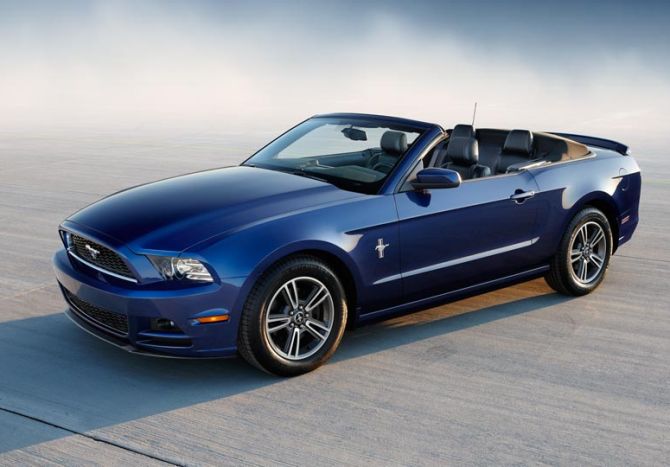 2015 Ford Mustang: Redefines muscle cars