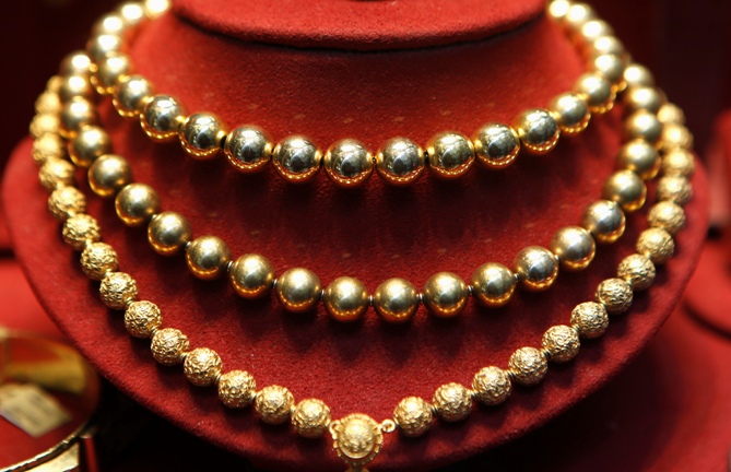 Gold jewellery for sale.