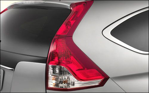 Bold brake lights help keep you safe and the CR-V stylish.