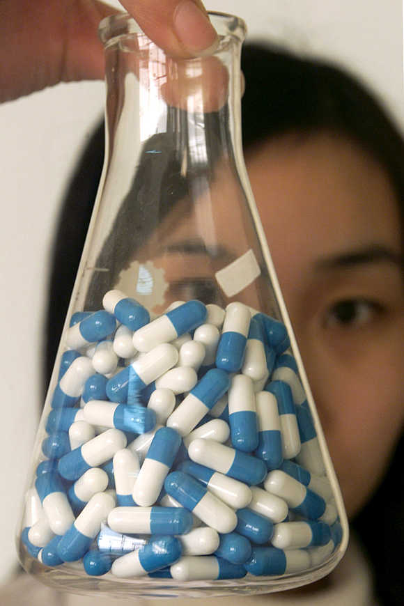A laboratory worker shows samples of Aids cocktail at Desano Biopharmaceutical in Shanghai, China. Photo is for representation purpose only.