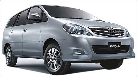 Toyota Innova.