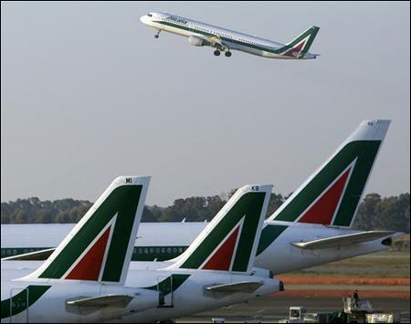 Air France-KLM in advanced talks to buy Alitalia