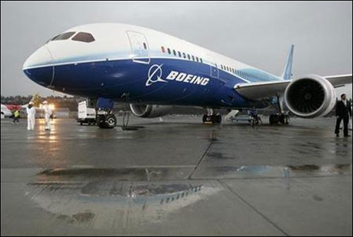 Two Boeing 787 incidents raise concerns about jet - Rediff.com Business