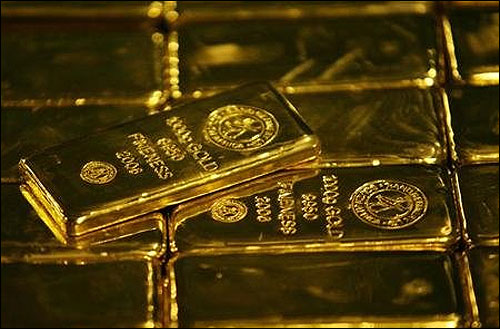 Gold loses sheen, crashes to over 15-month low