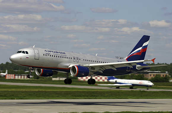 An Aeroflot Airbus A-320 landing in Sheremetyevo airport, Russia.