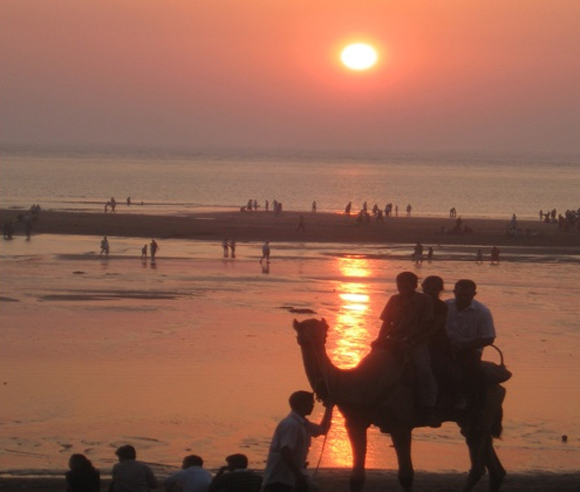 Arnala Beach, near a Mumbai suburb.