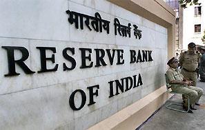 In rupee-growth dilemma, RBI may go for status quo on rates