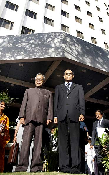 Pranab Mukherjee with D Subbarao