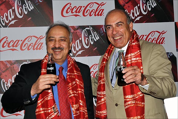 Atul Singh with Muhtar Kent, Chief Executive Officer, The Coca-Cola Company