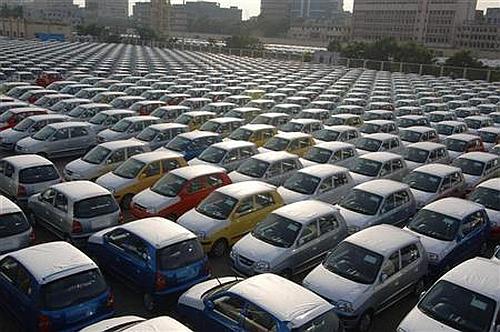 Feb car sales at 12-year low, plunge 25.7 percent