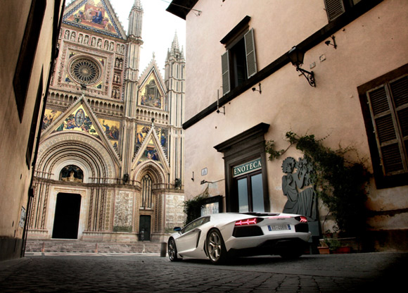 350 Lamborghini cars on a grand tour