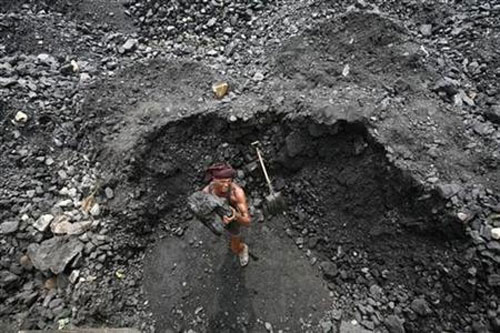 India's coal import boom has limited beneficiaries